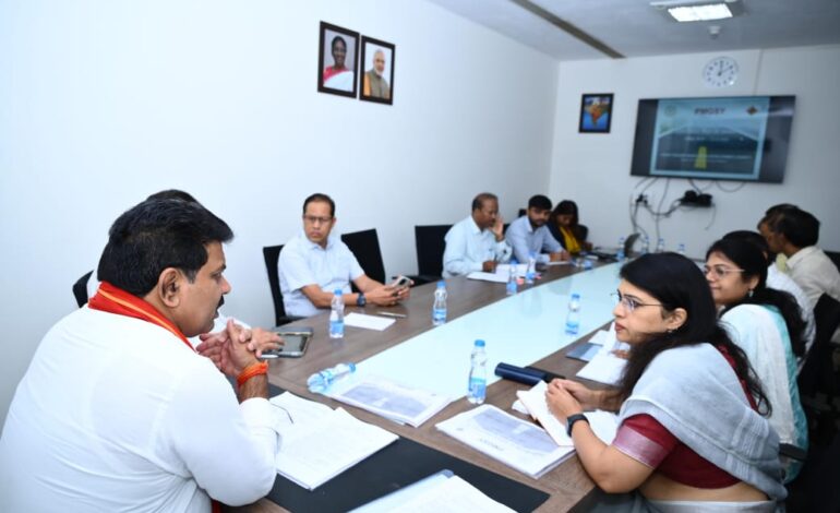  🔴 ब्रेकिंग न्यूज 🔴 उपमुख्यमंत्री विजय शर्मा की अध्यक्षता में चल रही समीक्षा बैठक