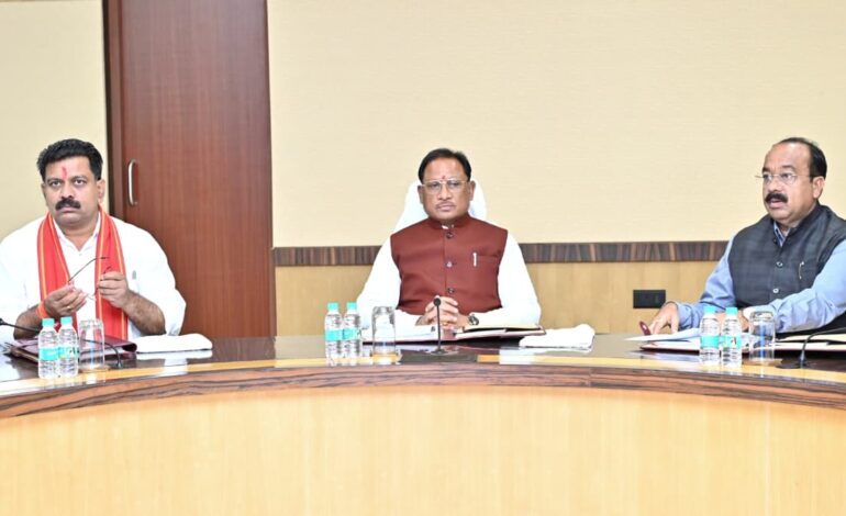 BREAKING: साय मंत्रिमंडल की अहम बैठक शुरू, तीन नए मंत्रियों के नाम हो सकते हैं तय