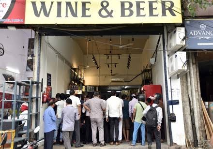  छत्तीसगढ़ शराब घोटाला: झारखंड से दो और गिरफ्तारियां, रायपुर लाई जा रही है ACB/EOW की टीम