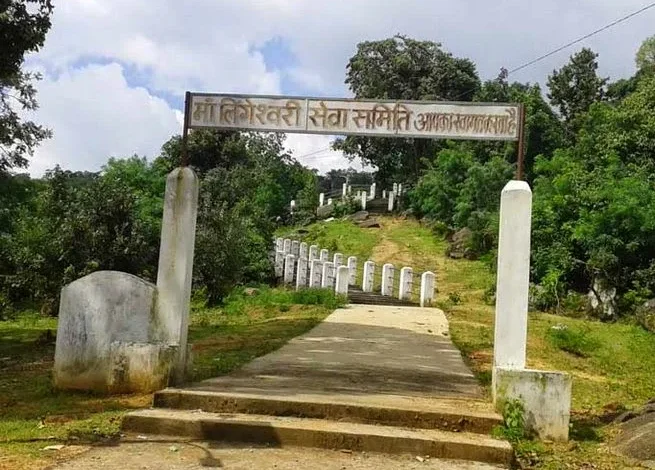  छत्तीसगढ़ का अनोखा मंदिर : साल में सिर्फ एक दिन खुलते हैं माता लिंगेश्वरी के द्वार, संतान सुख की कामना लेकर उमड़े हजारों श्रद्धालु