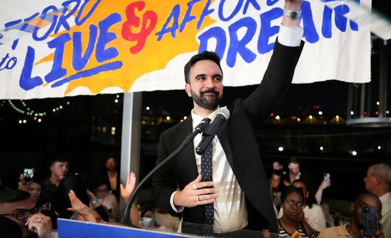 कौन हैं जोहरान ममदानी? न्यूयॉर्क के पहले मुस्लिम मेयर बने, भारत से है गहरा रिश्ता