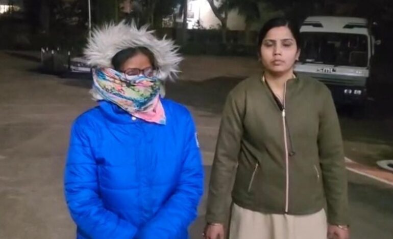  धर्मांतरण मामले में सरगुजा पुलिस की बड़ी कार्रवाई, पूर्व डिप्टी कलेक्टर ओमेगा टोप्पो गिरफ्तार