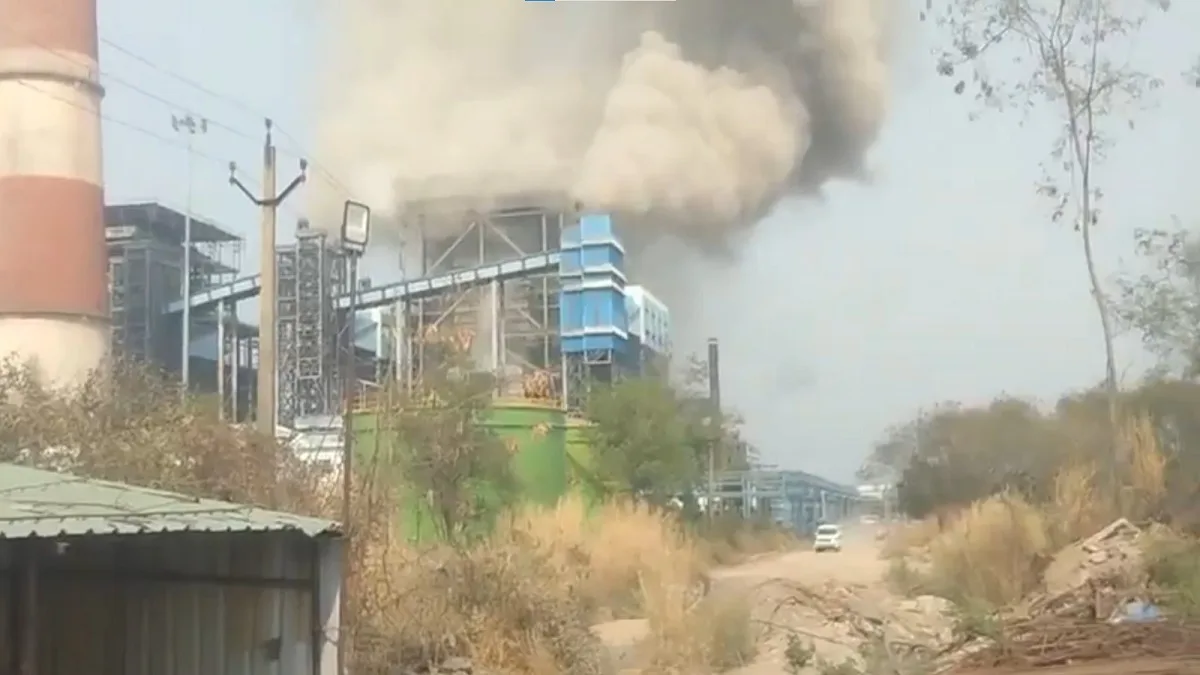 CG BREAKING: वेदांता पावर प्लांट में भीषण धमाका, बॉयलर फटने से 3 मजदूरों की मौत, 24 से ज्यादा घायल