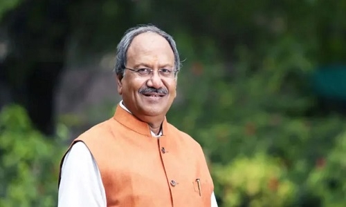 नकटी गांव बेदखली विवाद पर सांसद बृजमोहन अग्रवाल का बड़ा बयान, बोले- रात में तोड़फोड़ करने वाले अधिकारी बख्शे नहीं जाएंगे