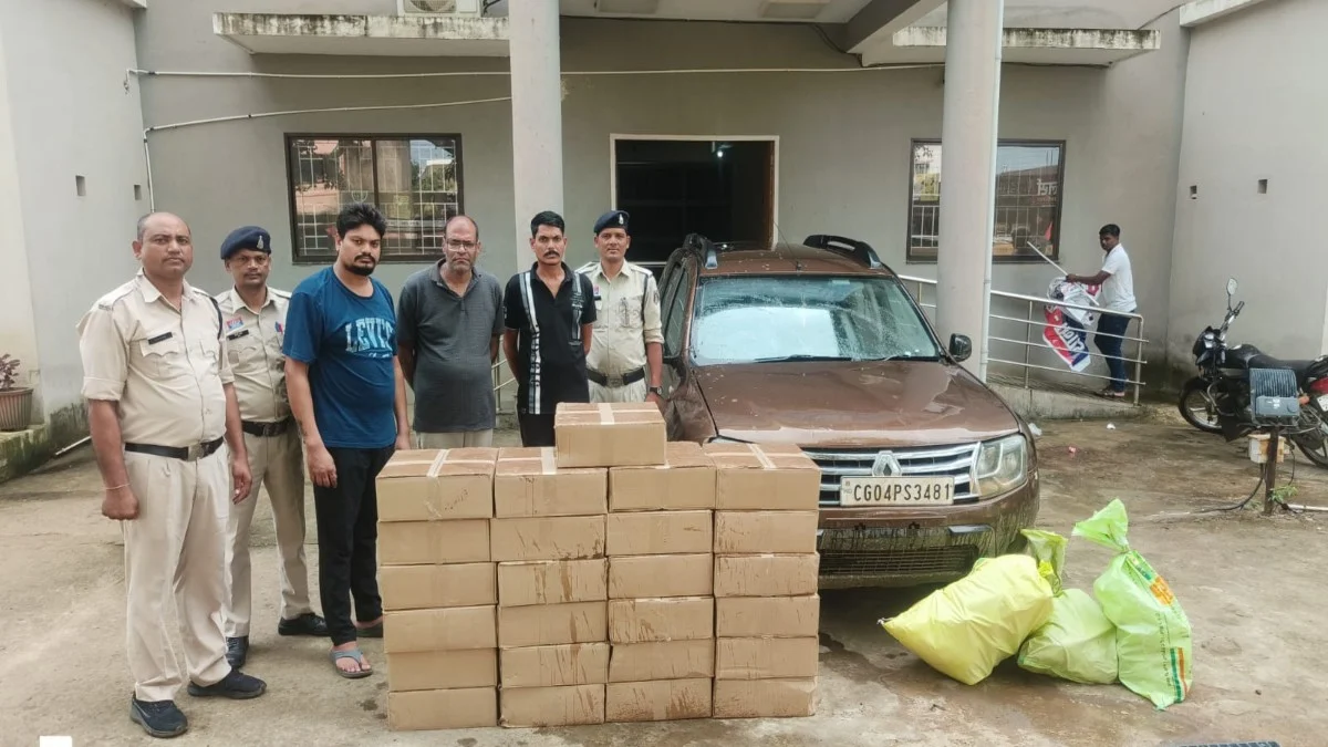 महासमुंद में नकली होलोग्राम से शराब तस्करी का खुलासा, 3229 लीटर शराब जब्त, 7 आरोपी गिरफ्तार